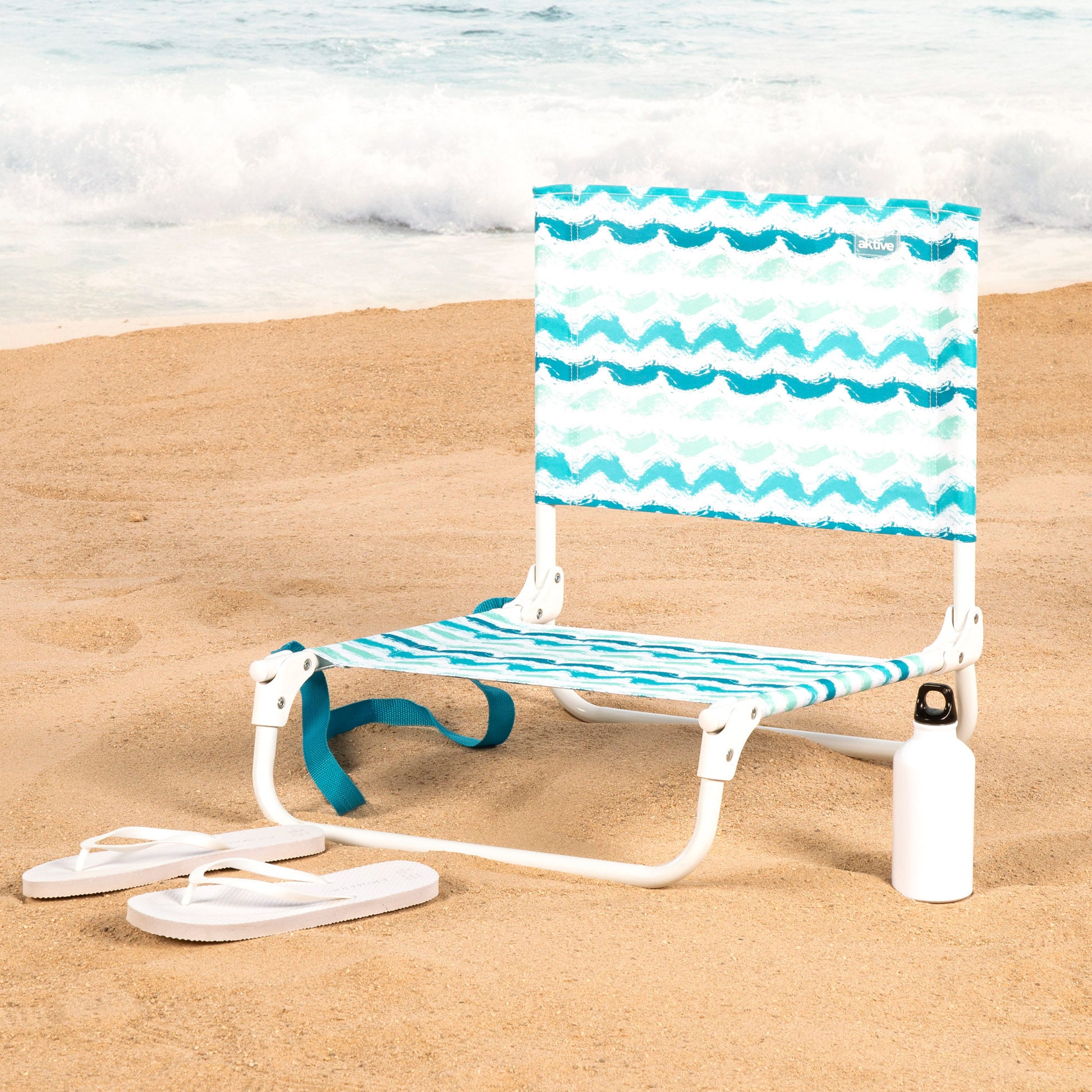 Aktive Pack Playa Con Sombrilla + Nevera Térmica 15l + 2 Sillas Baja Plegable  45x50x50 Cm (4 Piezas)_1