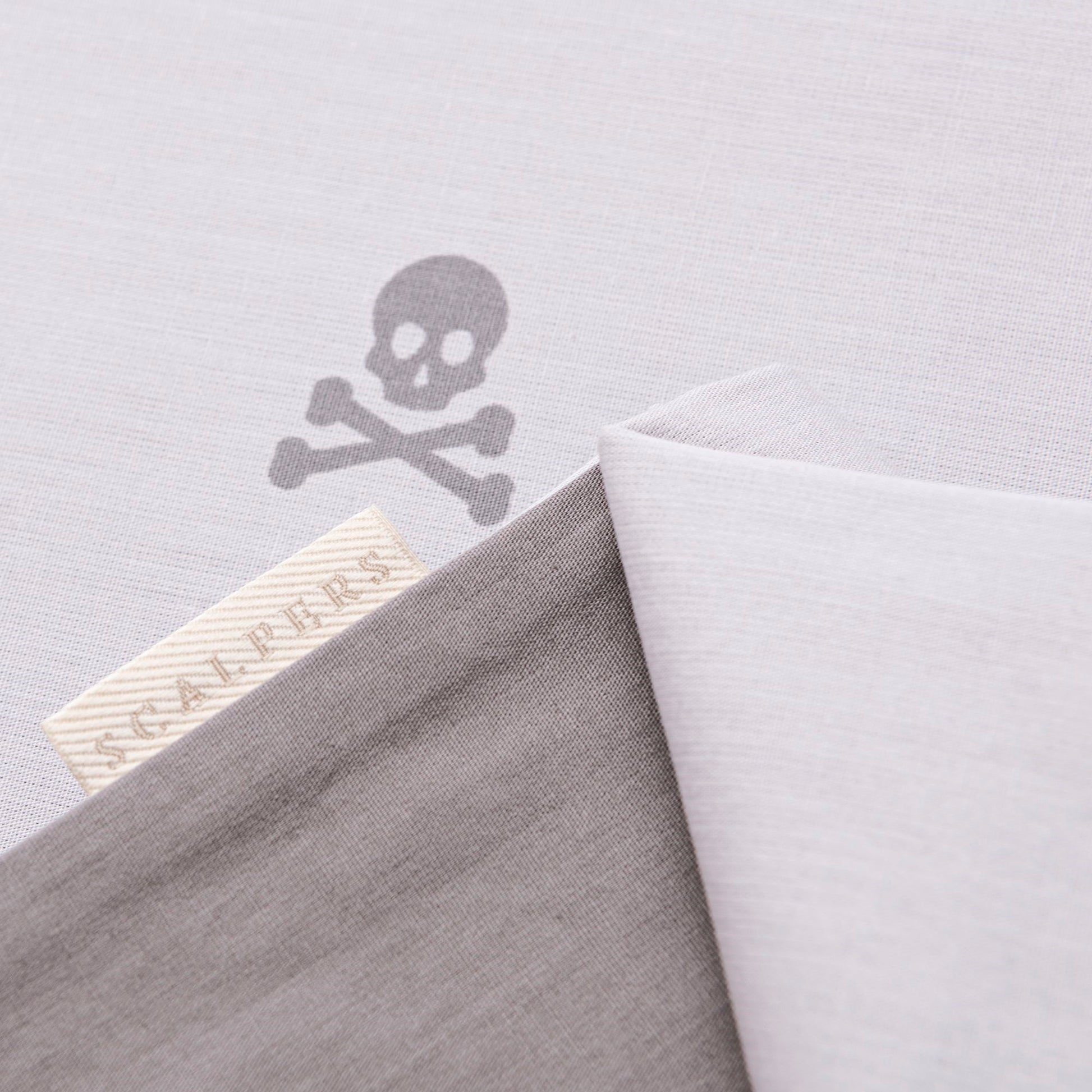 Set Cama (funda Nórdica 240x220 + 2 Fundas Almohada  50x85cm) 100% Algodón Gris Oscuro & Gris Claro Calaveras Scalpers Home_4