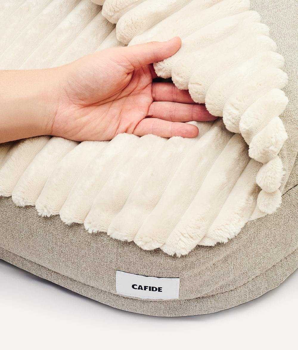 Cafide Cama Con Capucha Para Perro Con Tejido Chenilla Beige. Modelo Maso. Talla M (60x80x10 Cm)_4