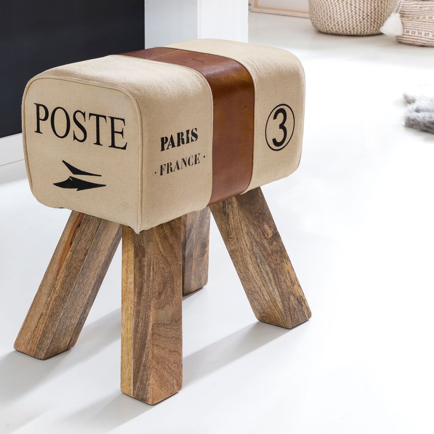 Taburete De Madera_1
