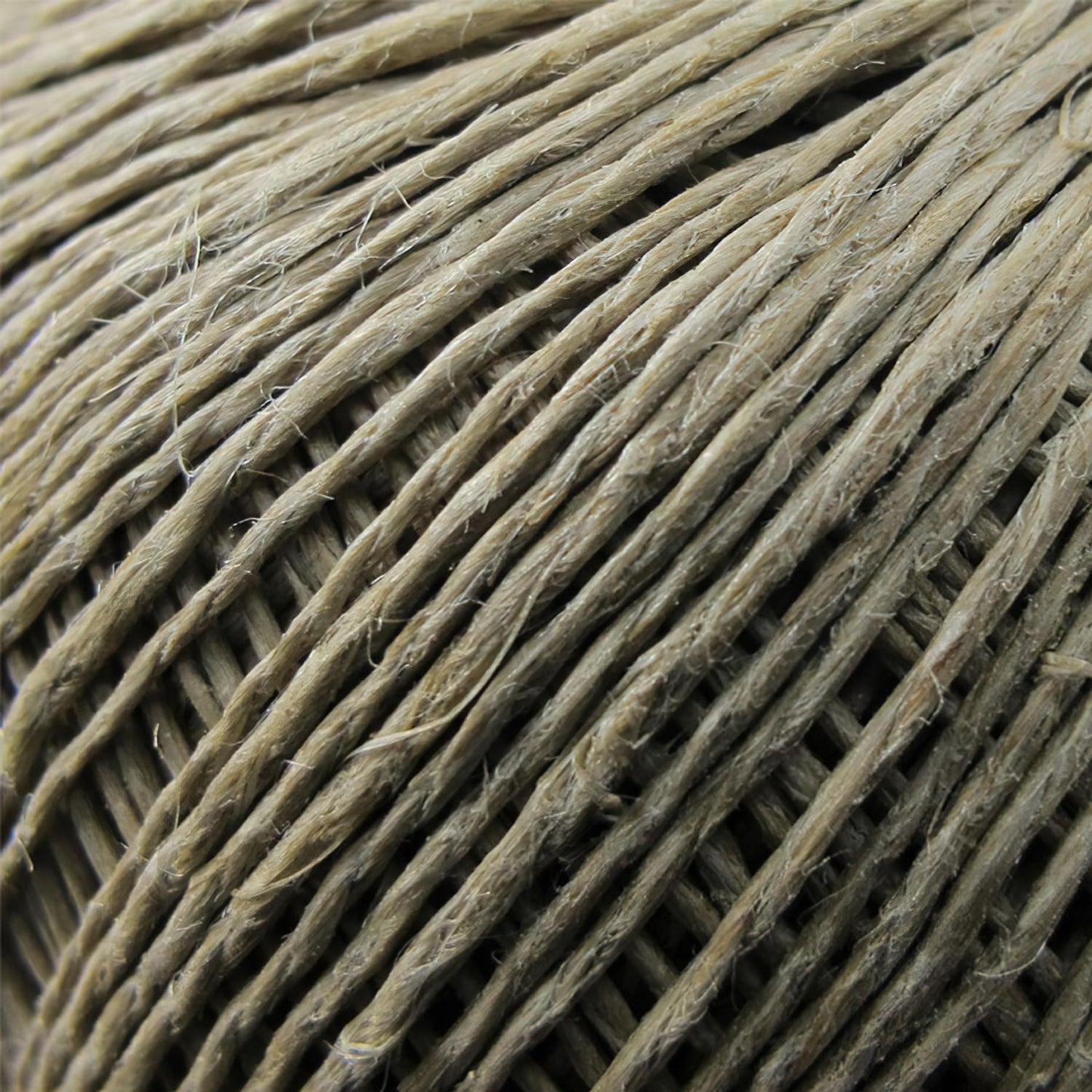 Hilo Bramante Cañamo Pulido Nº 6   (bobina  50 Gramos)