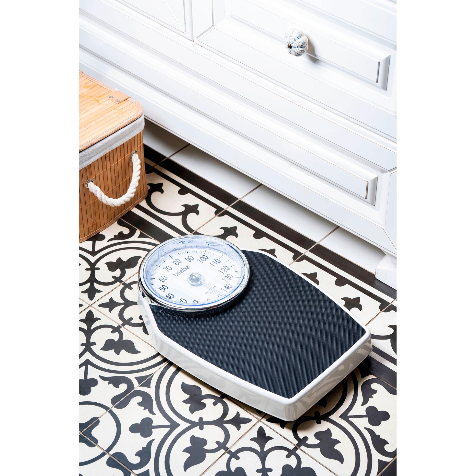 Báscula Analógica De Baño, Precisión, Mecánica, Medición Hasta 150 Kg, Sin Pilas, Fácil Uso, Briebe, Sc1122, Blanco/gris_2